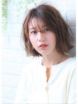 ソア 武蔵小杉(SOAR) デジタルパーマとくすみブルーのテラコッタミニウルフ小顔ボブ