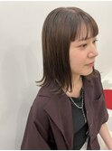 柔らかい外ハネスタイル