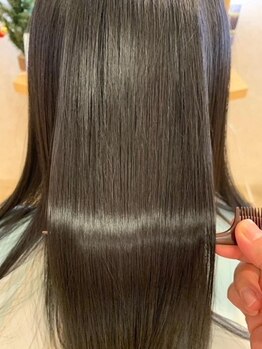 ルピア バイ シマ(L'pur by Shima)の写真/〈パサつき・ごわつきが気になる方に〉つい触ってしまうような手触りの良さ×ツヤのあるまとまり感を実感!!