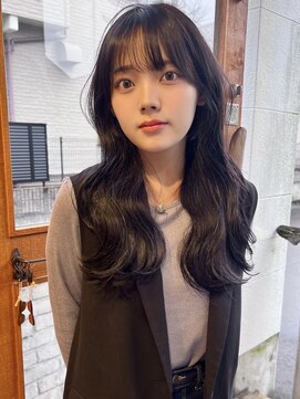 ラパンセ ブルー(LA PENSEE BLEU) ウェーブ巻き くびれヘア 韓国 波巻き