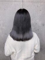 サロンドミルク 原宿(salon de MiLK)&nbsp;ダークグレー＆グラデーションホワイトシルバー