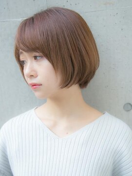 ルティア(Lutia) 小顔ヘア 似合わせショート アッシュブラウン