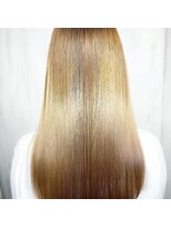 アンフィシュピトロワ(AnFye spi tlow)&nbsp;ブリーチ毛の方をジュエリーシステム×LULUTr×縮毛矯正で艶髪♪