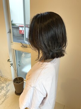 リノア 鵠沼海岸(LINOA) レイヤー×ボブ