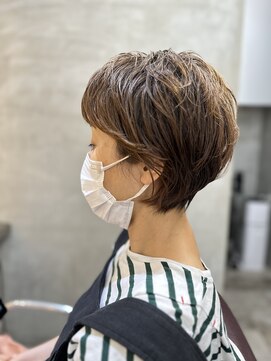 ノノ(nono) 夏にピッタリ◎軽やかな大人の丸みスタイル