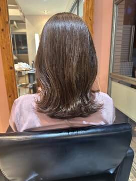 ティータ(teeta) 大人ミディ クリーミーベージュ