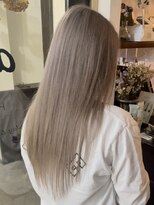 アゴーグ(agog) metallic☆white