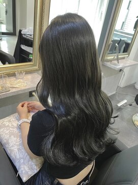 ボヌール(Bonheur) カーキアッシュ