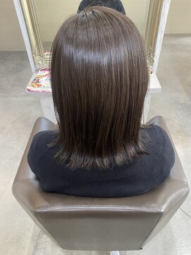 アイボリードット(ivory.) グレージュカラー