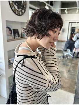 クイン(qin) ショートボブパーマ