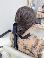 プティクローシェ バイ クオーレ(petite cloche by CUORE)&nbsp;引き出しすぎてない大人なシニヨン