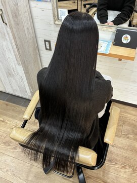 スカイ(SKY) 透明感カラー/髪質改善/縮毛矯正/韓国風レイヤーカット