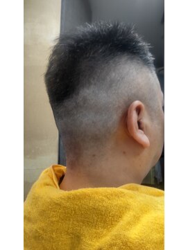 ヘアーアトラクション やぐち 漢のスキンフェード