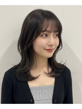 ボヌールウメダ(Bonheur UMEDA) さりげなく盛れる顔周りデザイン/透明感グレージュカラー