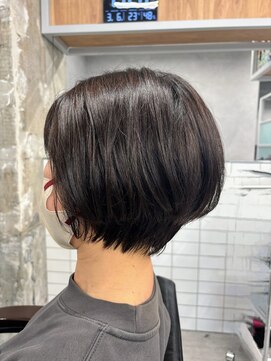 ネウィ 所沢(newi) くびれ×束感ショート