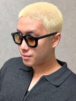 ディスイズバーバーフォース(THIS IS BARBER 4th)&nbsp;ブリーチ ホワイトベージュ ベリーショート 坊主 バーバー