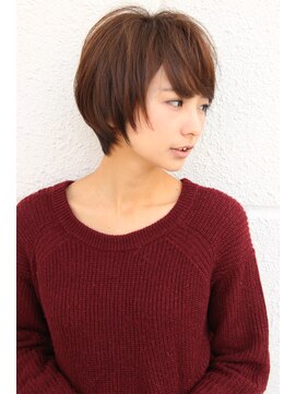 レウナ 外苑前(Reuna) メルトカラー×タイトショートで小顔可愛く