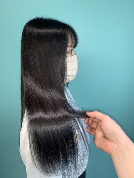 リーホリエ(Lee Horie) 輝くフェイクブラック