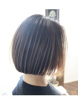 ウィスカーヘアー(whisker hair)&nbsp;切りっぱなしボブ