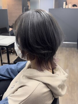 ヴィフ 大船(VIF) ウルフヘア/ウルフカット/インナーカラー/レイヤーカット/大船駅