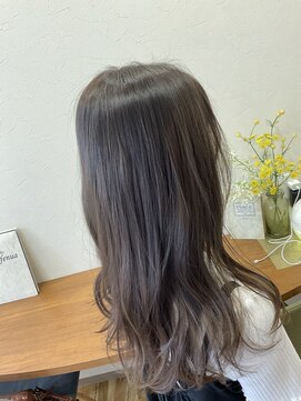 ヘアーメイク フェヌア(Hair Make fenua) ハイライトカラー【グレージュ】