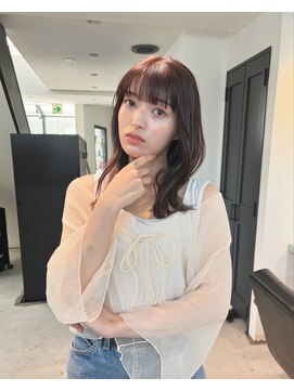 トレス(TRESS) レイヤーミディアム　くびれミディアム　顔まわりレイヤー