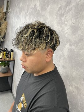 段 スペインカールのカッコよさを引き出す、メッシュ