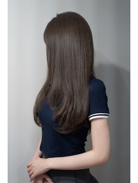 アリー 原宿 表参道(ALLY) ALLY宍戸 チャコールブラウン髪の柔らかさを叶えます