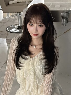 グレージュ×レイヤーカット