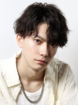 ルーシー 渋谷(LUCEY) ツイストスパイラルパーマ波巻きパーマシャドウパーマメンズ