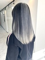 ヴィア 京都烏丸(Via)&nbsp;ローライトカラー/アシンメトリー/デザインカラー/ケアブリーチ