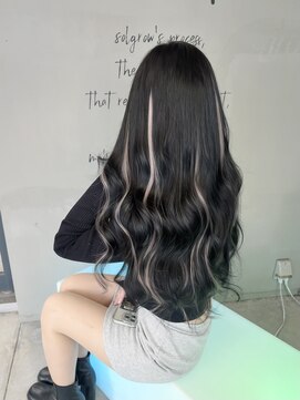 ラニシス ヘアー(Lanisis Hair) 黒髪×シルバーハイライト！