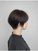 バームを馴染ませるだけ＊耳かけで決まる大人コンパクトショート