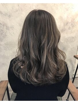 ヘアスタジオニコ(hair studio nico...) ハイライト