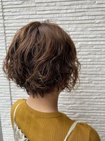 フラテロ(fratello)&nbsp;前下がりショートボブ　カールボブ