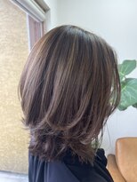 エルフゥ(Elle fou)&nbsp;シルバーカラー　フレームカラー　ハイライト