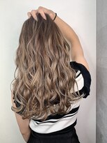 リベルテ 新宿(Liberte) 3Dグラデーション