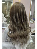 ガルボ ヘアー(garbo hair) #高知 #美容室 #グレージュ #エクステ #グラデーション #20代