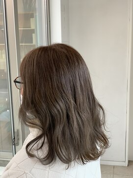 クロエ バイ ラヴィズム 小針店(CLOE by LUVISM) グレイヘアー