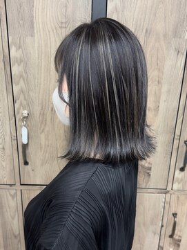 ヴィフ 大船(VIF) 小顔カット/モテ髪/前髪/外ハネハイライトカラー/ケアブリーチ/