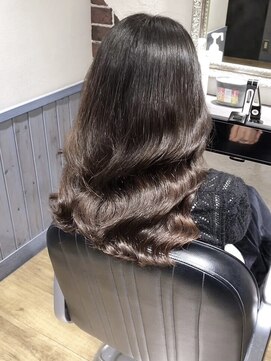 サロンドルテラ (Salon de Lutella) 韓国STYLE☆コテ巻き風デジパ