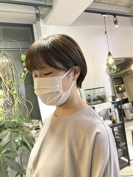 ロク 高田馬場(lok) 耳掛けショートボブ【高田馬場 lok】