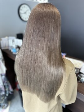 リルフェアリー 磐田店(Li’lFairy) グレージュ