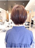 耳掛けショートボブ/襟足束感ショート/アッシュベージュ