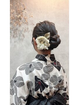 シルク(silk) シニヨンアレンジ