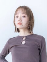 20代30代大人かわいい/パつっとボブ/シルキーベージュ