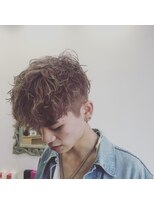 ヘアーメイク スリー(Hair Make 3) カット/ツイストパーマ