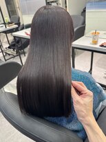 ペレ 栄 アネックス(PELE栄ANNEX) 韓国 くびれロング レイヤー ワンホンヘア 小顔前髪