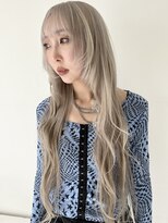 ココ 原宿(KOKO) ブロンドメルティカラーフェミニンロング姫カットレイヤー