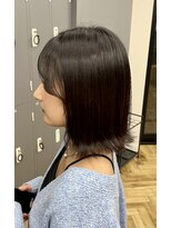 ジルバイジアン(JILL by GIEN)&nbsp;#外ハネボブ#切りっぱなしボブ/森岡俊亮